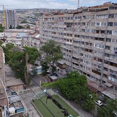 Апартаменты Large Apt Near Republic Square Ереван Экстерьер фото